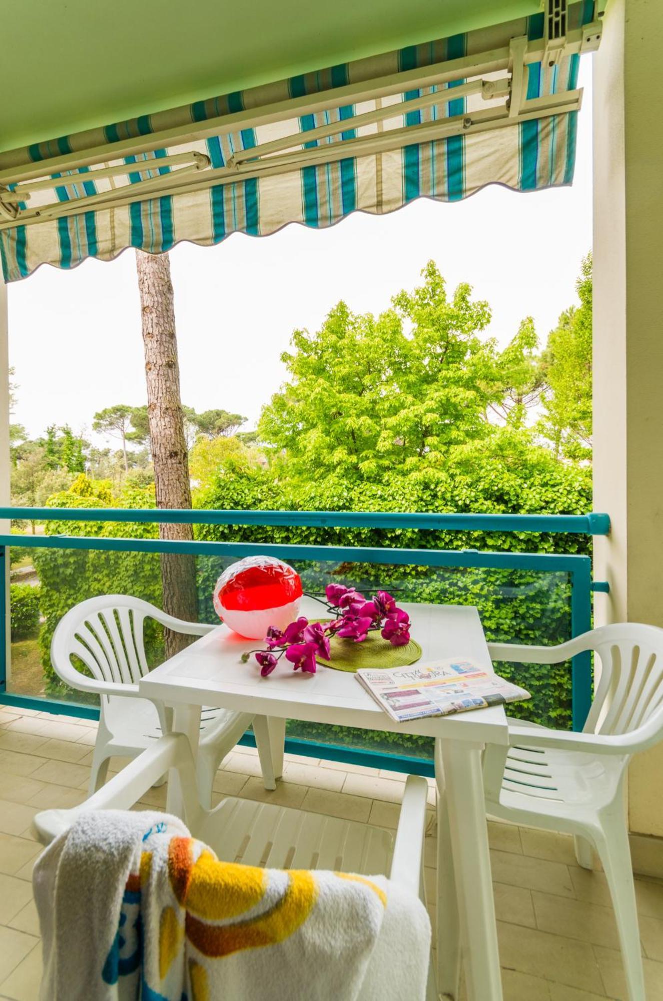 Residence Pinewood Bibione Bagian luar foto
