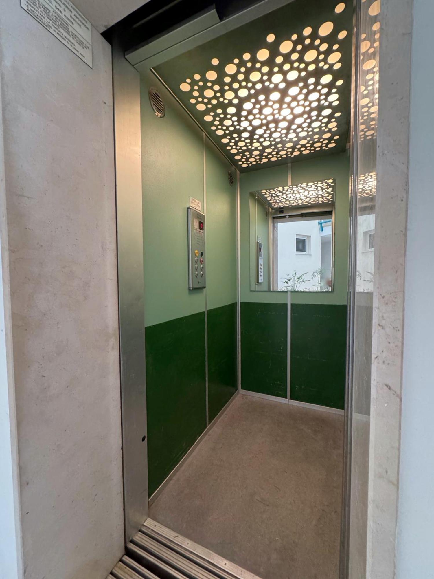 Residence Pinewood Bibione Bagian luar foto